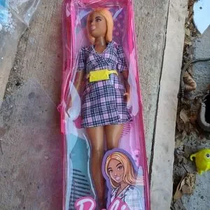Barbie fashionista 161 hotsell